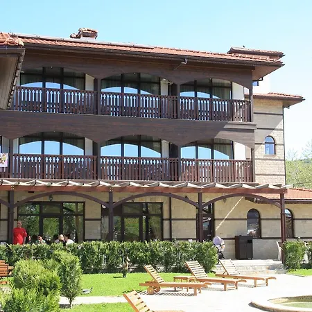Semesteranläggning (resort) Family Zvezda Sudievo