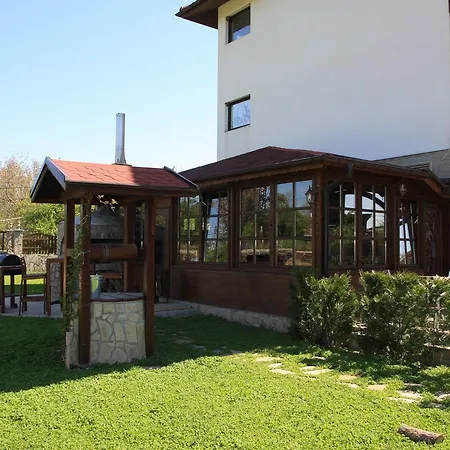 Semesteranläggning (resort) Family Zvezda 3*